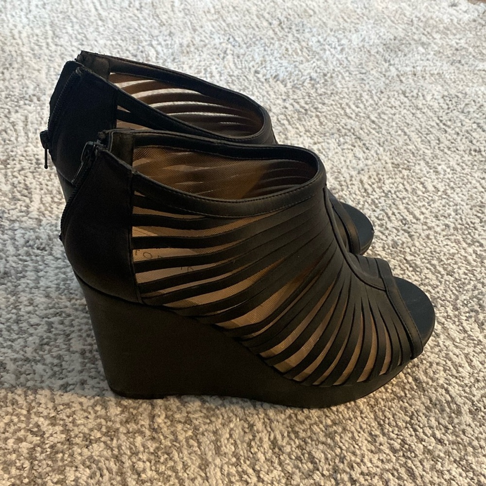 Torrid’s size 11 Mesh lined Wedge